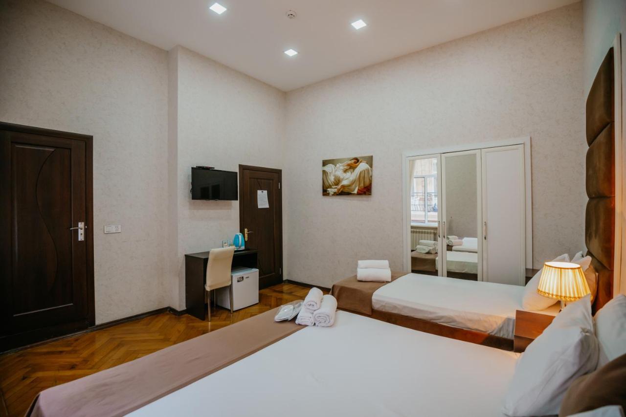 Отель Nizami Boutique
